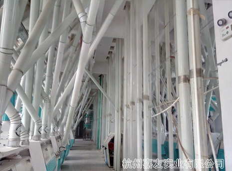 神人助集團工業加濕器安裝3 神人助集團工業加濕器安裝3